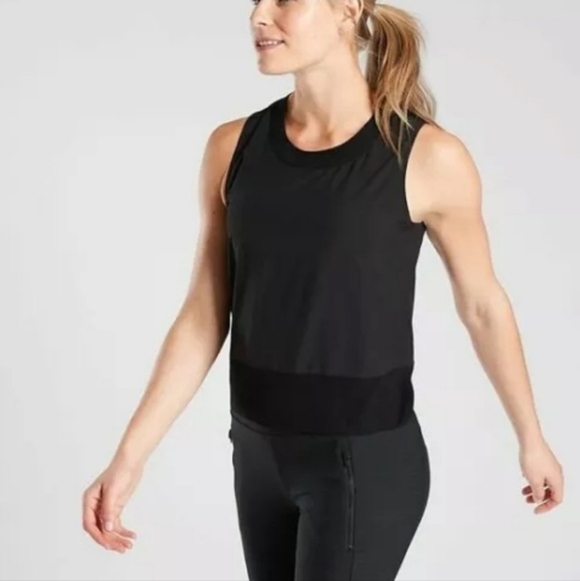 Athleta Tops - ❤️ ATHLETA BLACK ZEPHYR SHELL TOP, SMALL